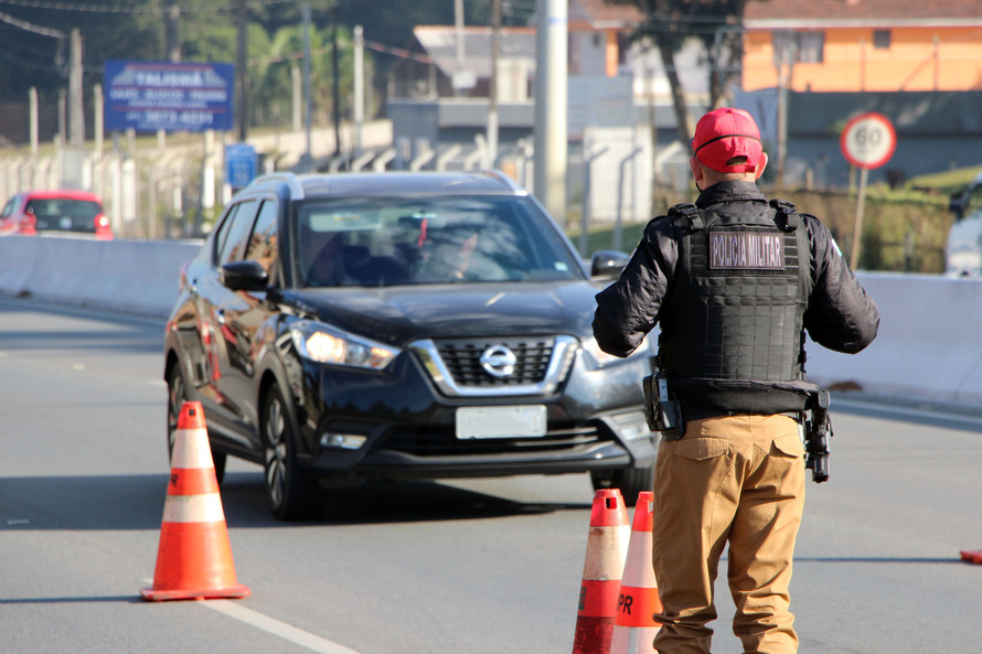 Polícia Rodoviária do Paraná usa tecnologia para otimizar registro de autuações de trânsito - Foto: Soldado Adilson Voinaski Afonso