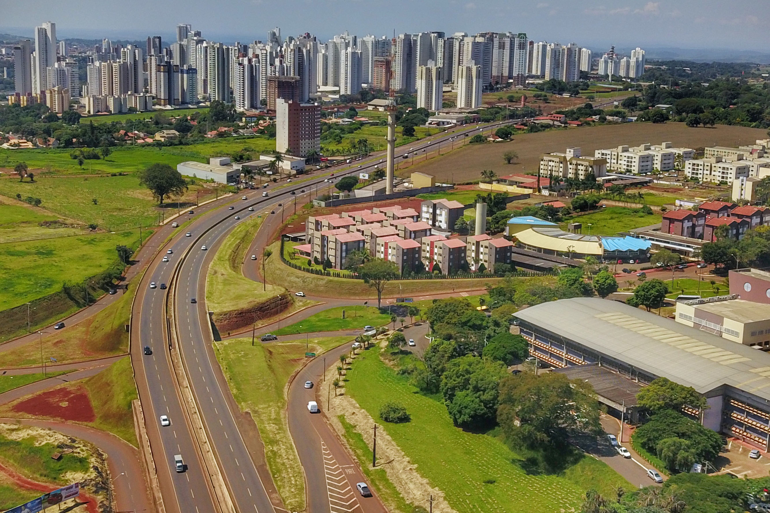 Governo do Paraná repassou R$ 1,14 bilhão aos 399 municípios em maio Na foto, imagem ilustrativa de Londrina Foto: José Fernando Ogura