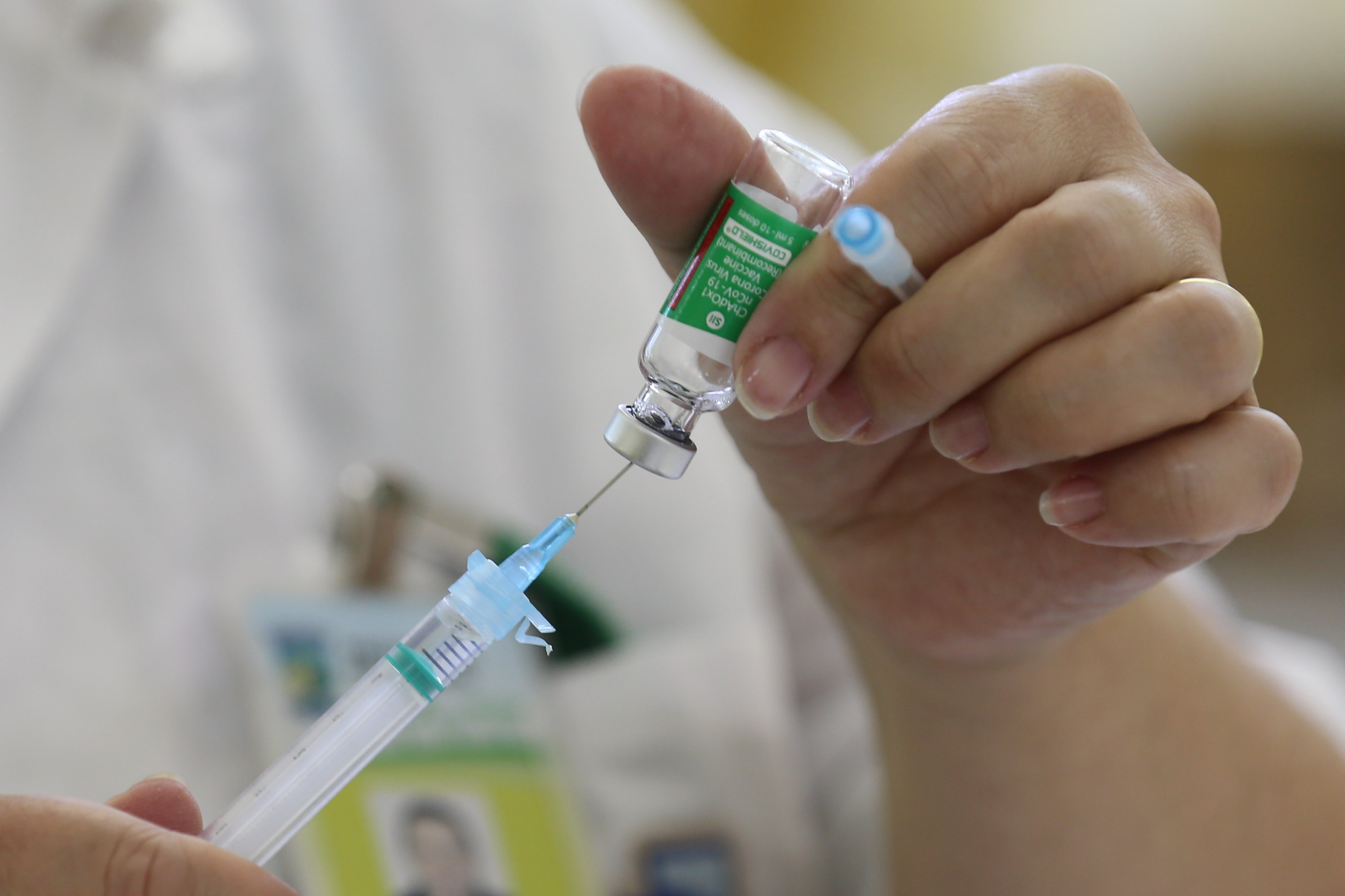 Com aumento de casos de Covid-19, Saúde alerta para importância da vacinação Foto: Geraldo Bubniak/AEN