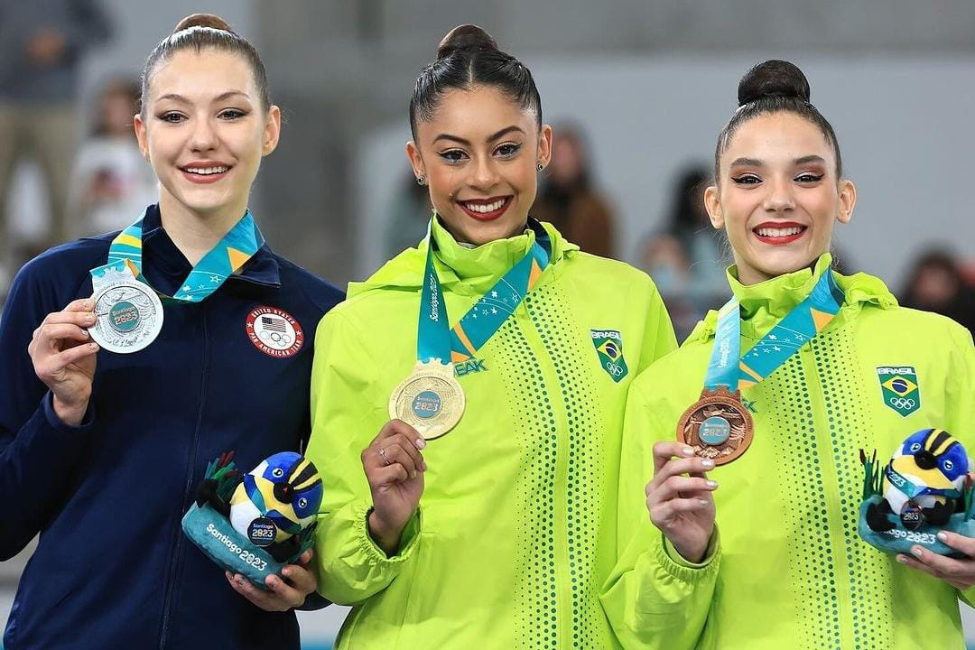 Bárbara Domingos é ouro na ginástica rítmica em Santiago; Maria Eduarda é bronze Foto: Paraná Esporte