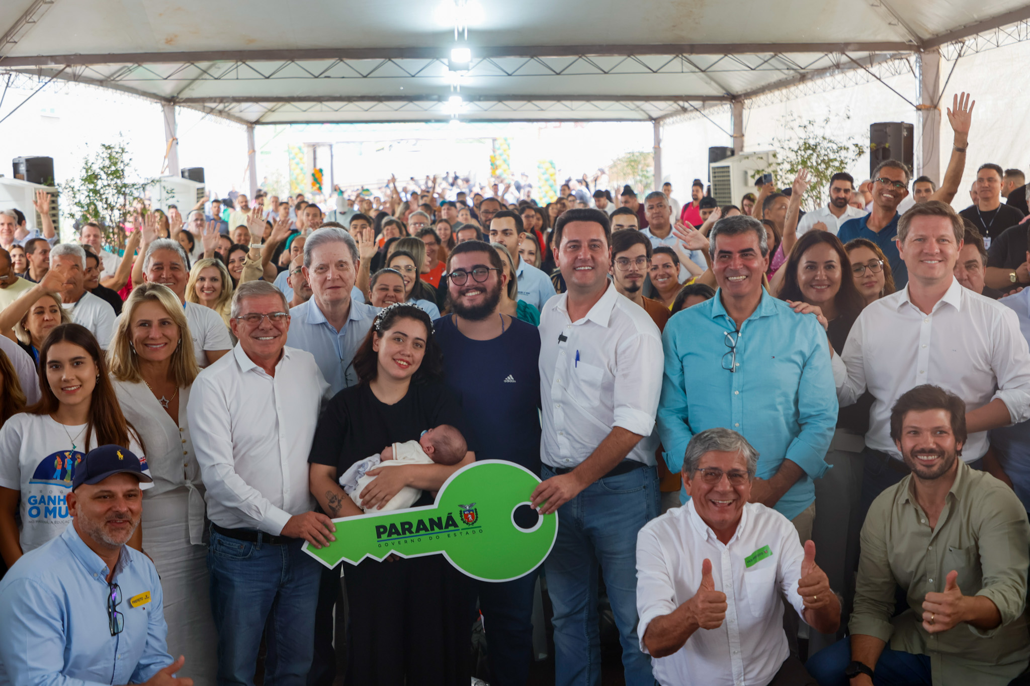 O governador Carlos Massa Ratinho Junior participou nesta quarta-feira (24) da inauguração do Residencial Laguna di Valência em Londrina, no Norte. Foto: Gabriel Rosa/AEN