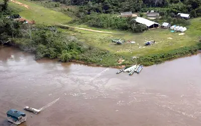 Saúde e FAB entregam remédios a comunidades ribeirinhas no Amazonas