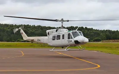 Governo não recusou ajuda do Uruguai: helicóptero do país ajuda nas operações de resgate do RS