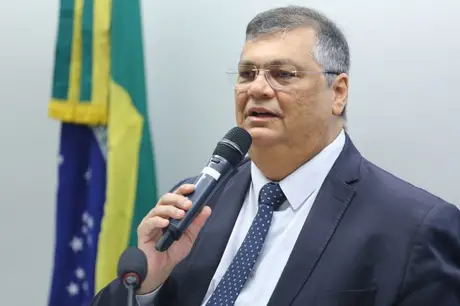 Oposição questiona indicação de Flávio Dino ao STF; governistas defendem ministro