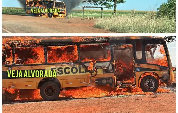 Ônibus escolar fica totalmente destruído, após pega fogo as margens da PR-090 em Alvorada do Sul